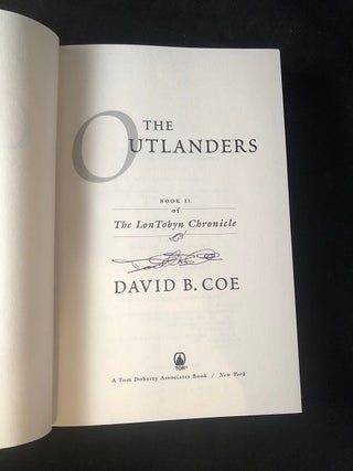 The Outlanders; Book II of the Lon Tobyn Chronicle